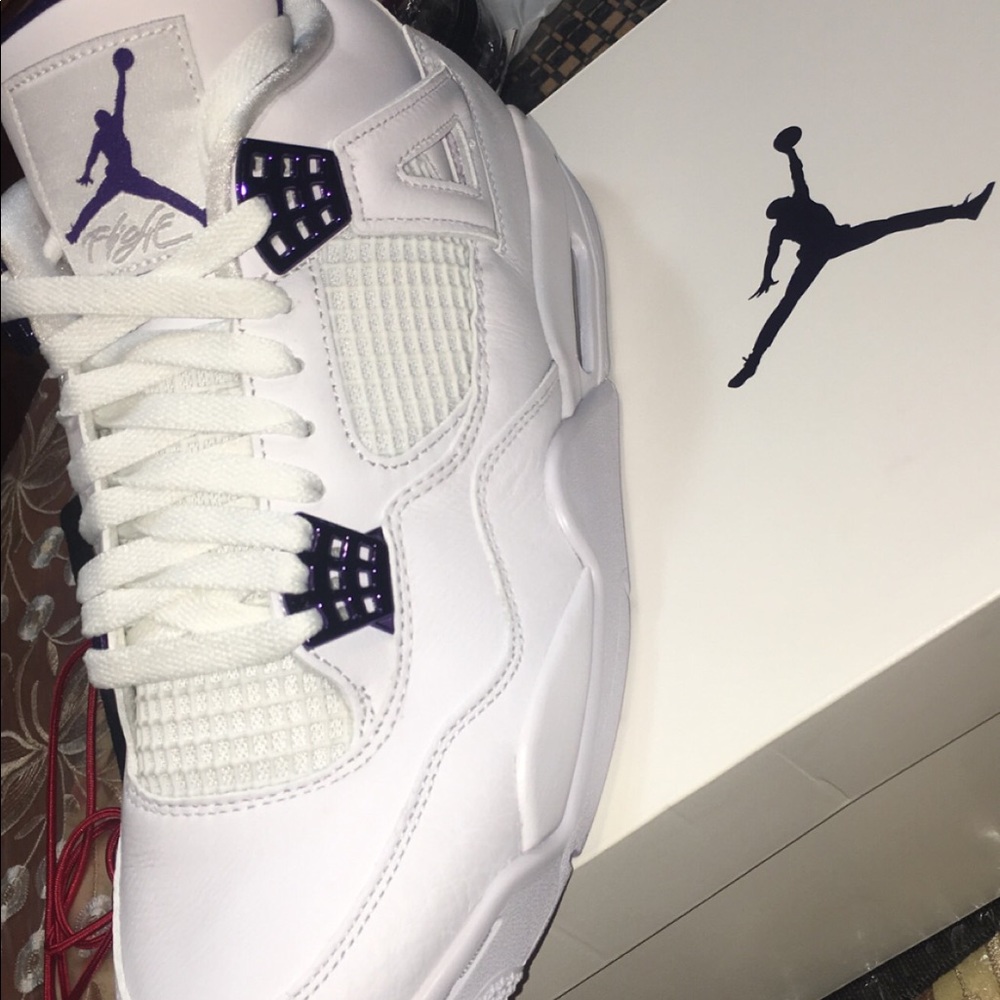 Jordan 4 metallic purple size 8.5,10,10.5 - Picture 1 of 3